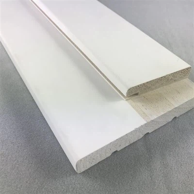 إطارات أبواب خشبية صلبة بيضاء اللون للأبواب